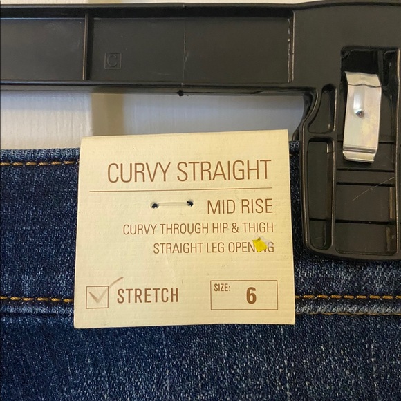 Sonoma Curvy Straight Mid Rise Jeans Size 6 - NWT - Picture 6 of 8